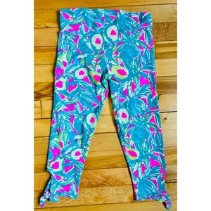 Girls Lilly Pulitzer Large Capri Leggings